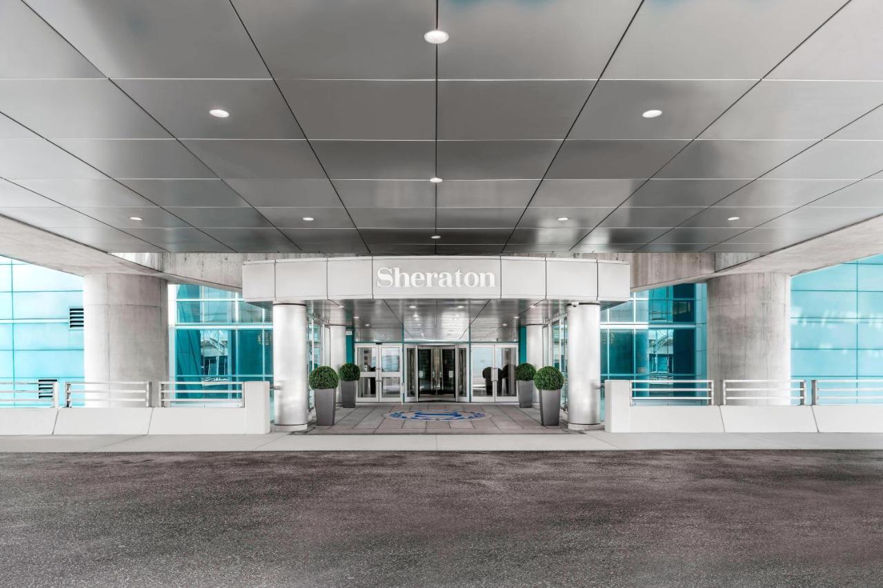 Sheraton Gateway In Toronto International Airport Hotel 4*