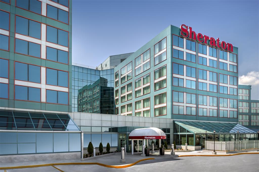 Sheraton Gateway In Toronto International Airport 4*