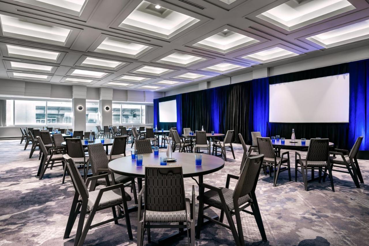 Hotel Sheraton Gateway In Toronto International Airport Mississauga