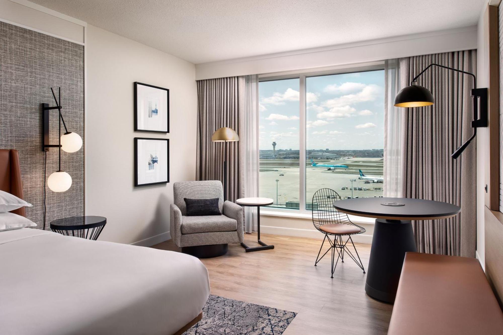 Sheraton Gateway In Toronto International Airport Hotel Mississauga