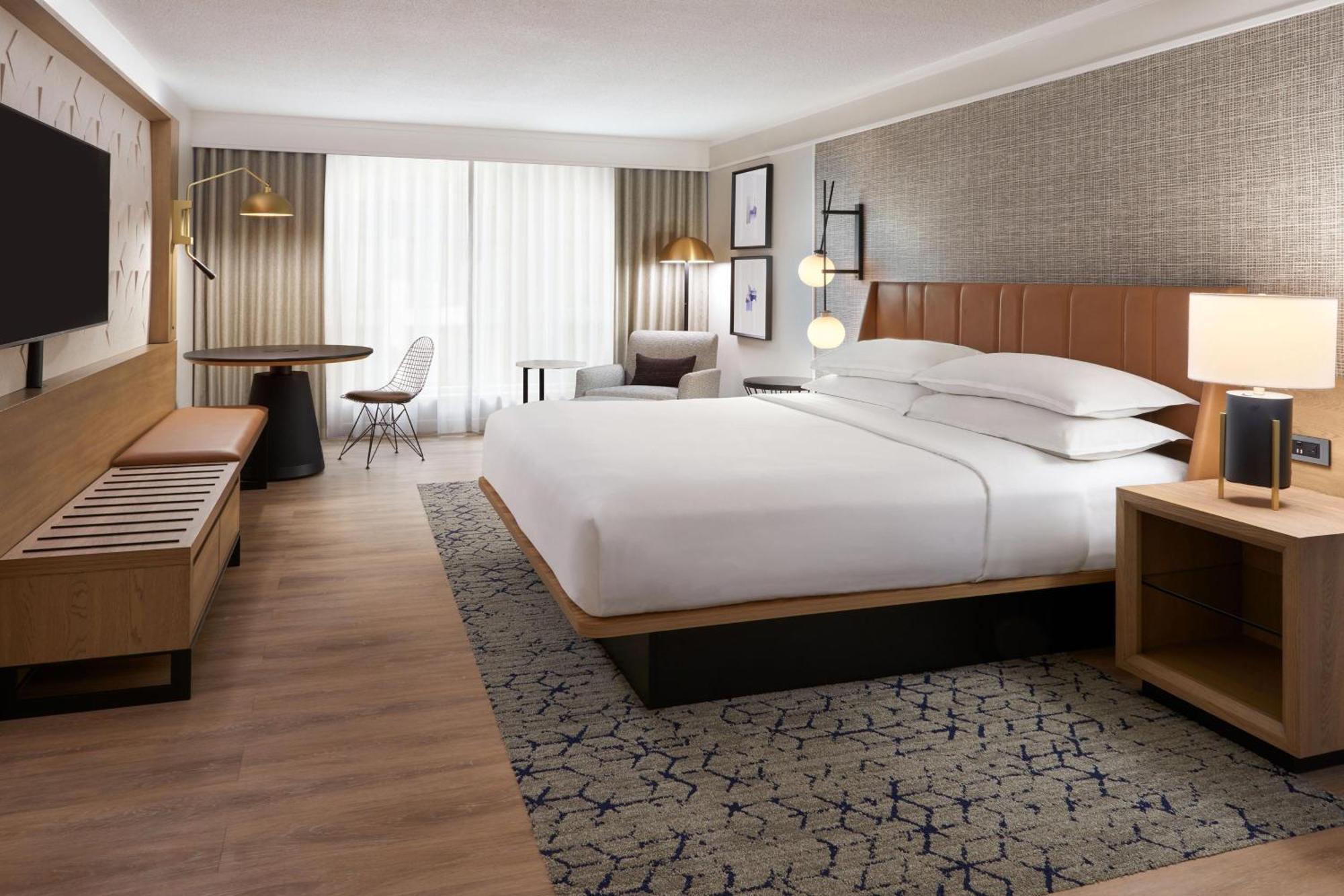 Sheraton Gateway In Toronto International Airport