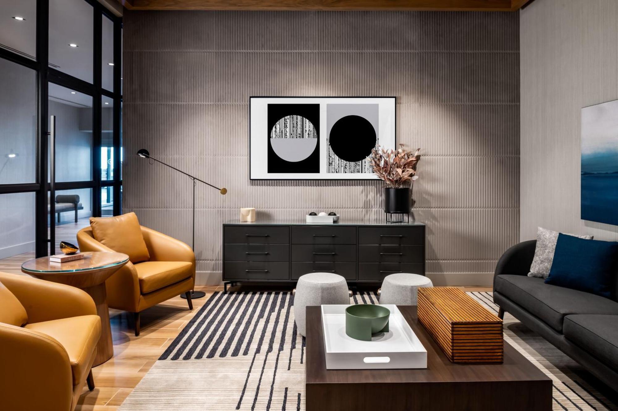 Hotel Sheraton Gateway In Toronto International Airport 4*